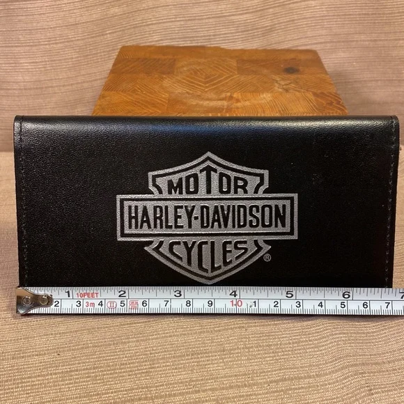 Harley-Davidson Cycles made in USA 🇺🇸 leather